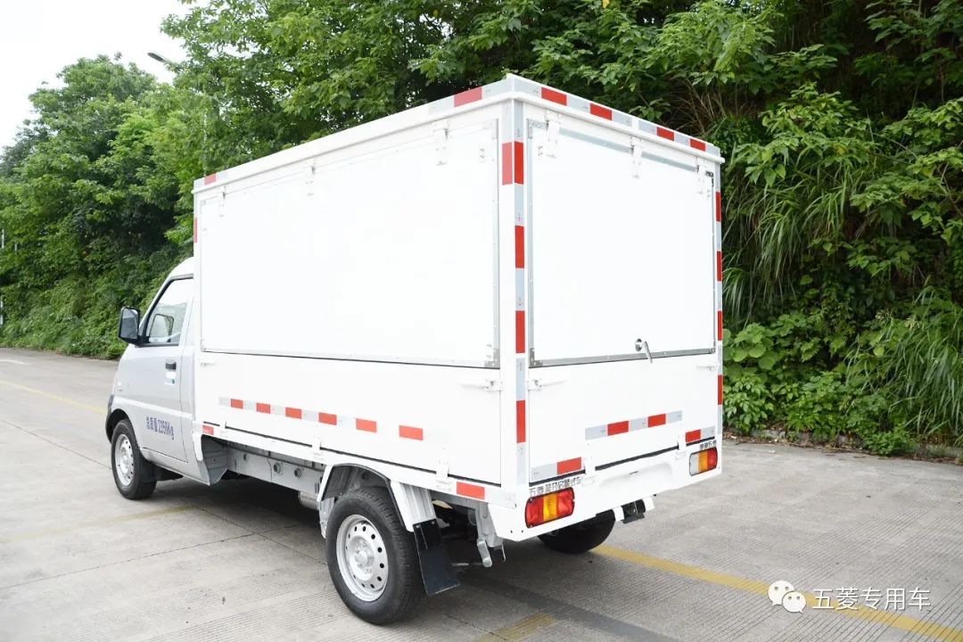 五菱翼開啟售貨車——地?cái)偨?jīng)濟(jì)的正規(guī)主力軍！